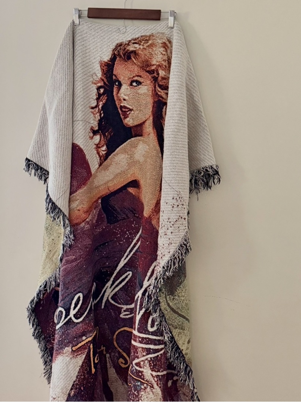 Vintage Taylor Swift Speak Now Graphic Woven Throw Blanket in Multi-Color